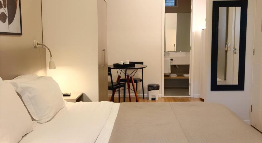 Image of Loft with Queen Size Bed - (no elevator) 4