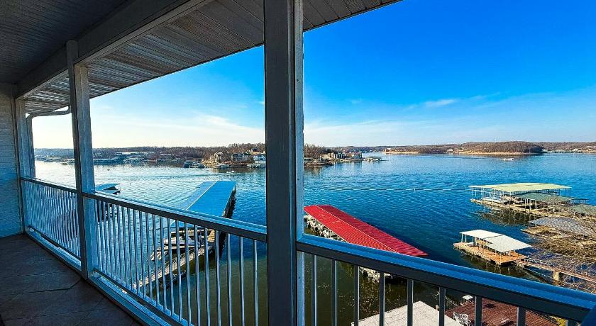 오세이지 비치 (MO) Sunshine&Shoreline-LakefrontDog Days Condo 3BD2BA 4성급 숙소 수영장