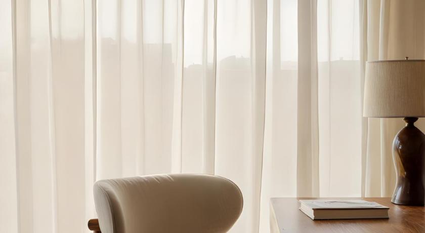 Image of Deluxe Double Room with Balcony and Sea View 11