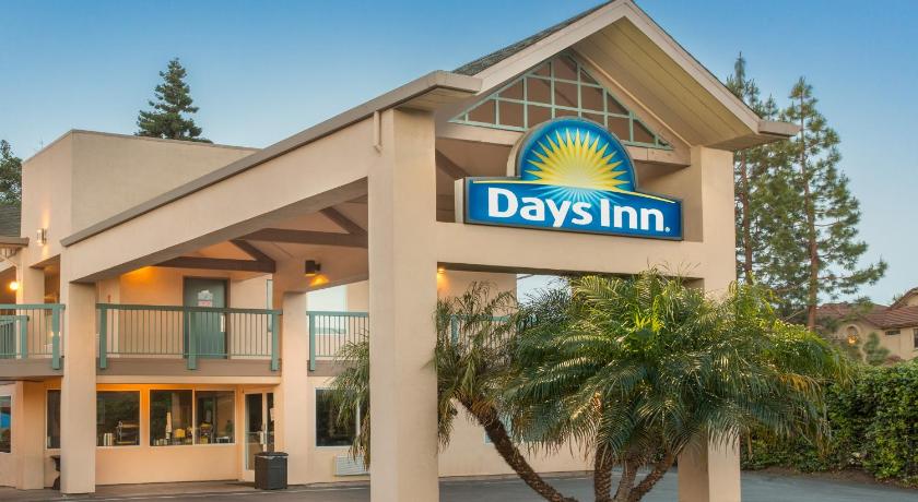 Days Inn by Wyndham Redwood City