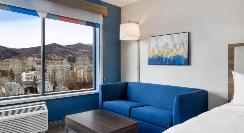Holiday Inn Express & Suites Steamboat Springs by IHG – Steamboat Springs, CO