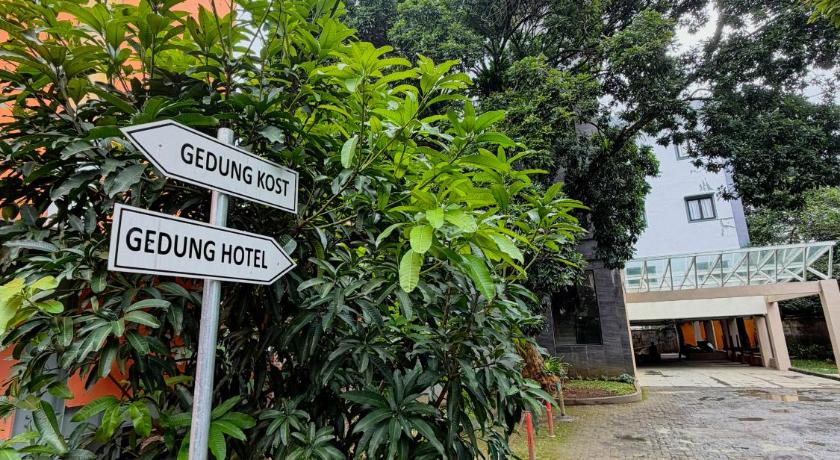 Guest House Tanjung Pakuan - image 25