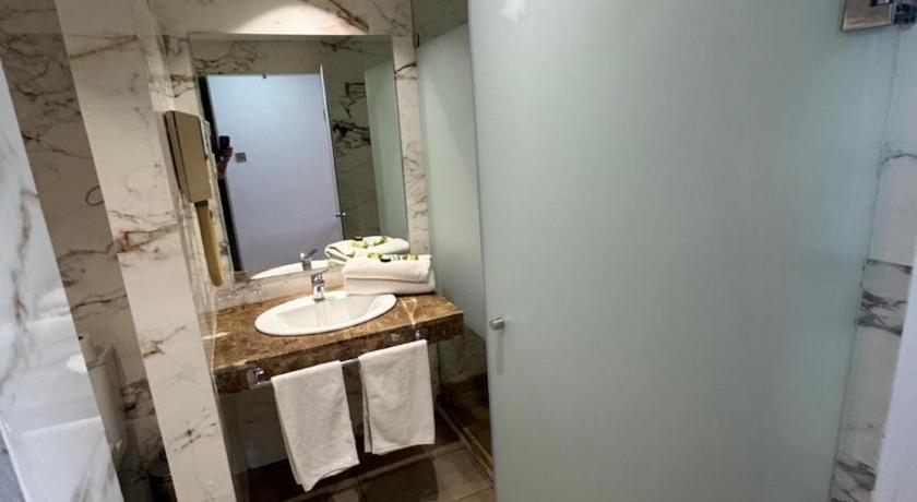 Image of Pool View Room 12