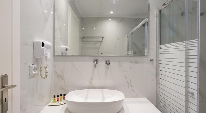 Image of Two-Bedroom Villa 6