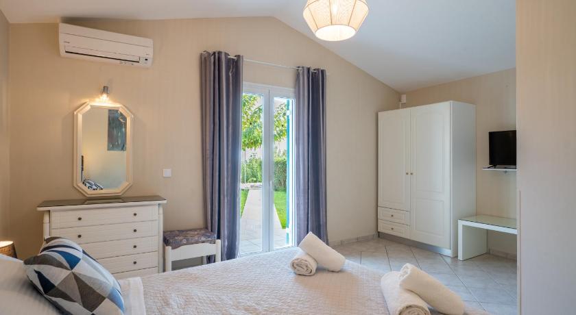 Image of One-Bedroom Villa 4