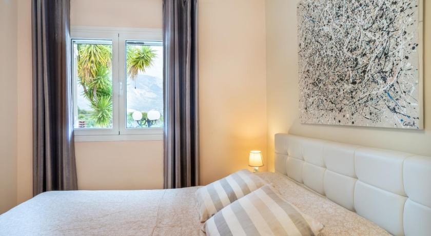 Image of Three-Bedroom Villa 15