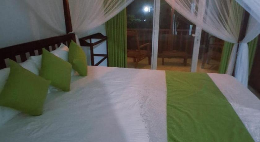 Hotel Corona Hikkaduwa - image 19