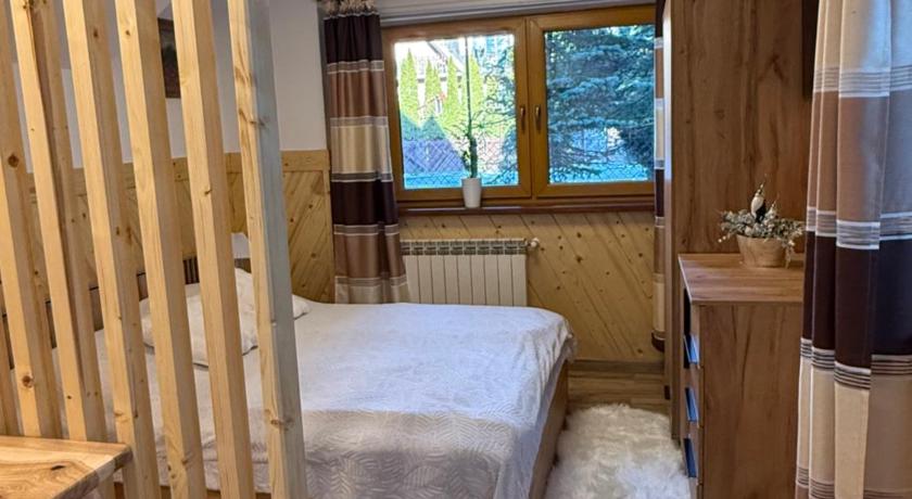 扎科帕内 Pokoje Goscinne Monika II 4星级 民宿 餐厅