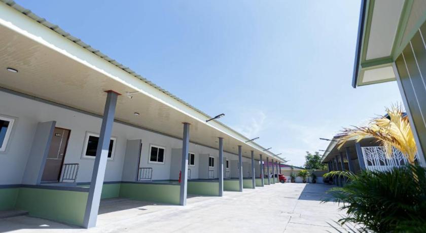 素辇 โรงแรม เดอะกรีนนิช รีสอร์ท 2星级 酒店 泳池