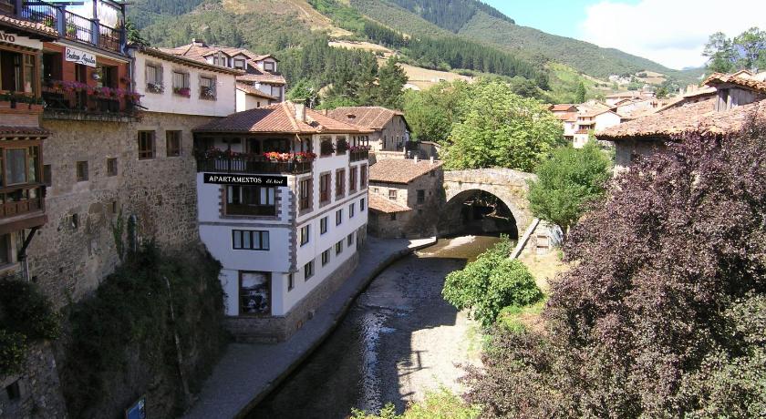 Apartamento El Nial de Potes — Hotel in Potes