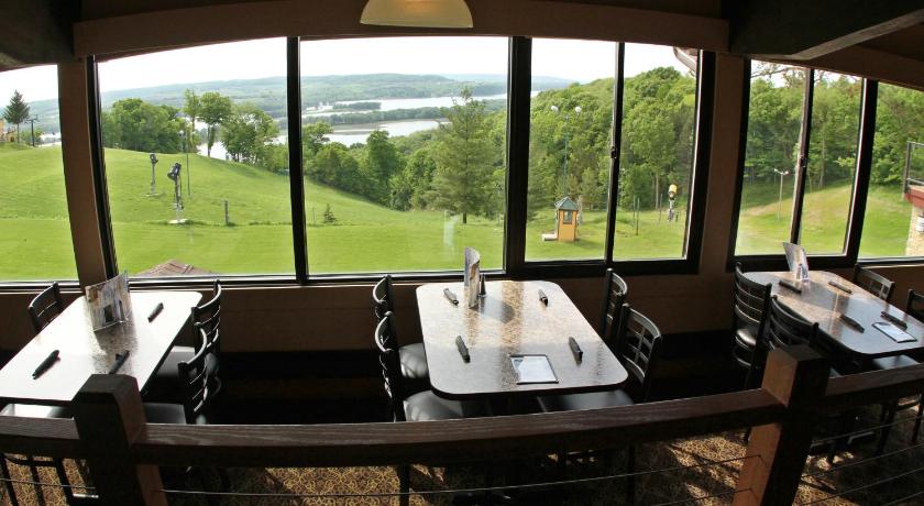 ガレナ Chestnut Mountain Resort 3つ星 宿泊施設 客室