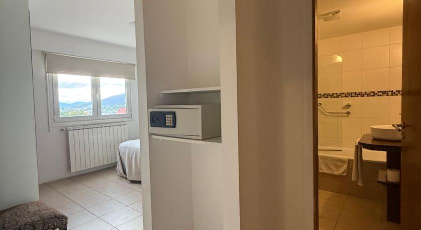 Image of Two-Bedroom Apartment with Sea View 16