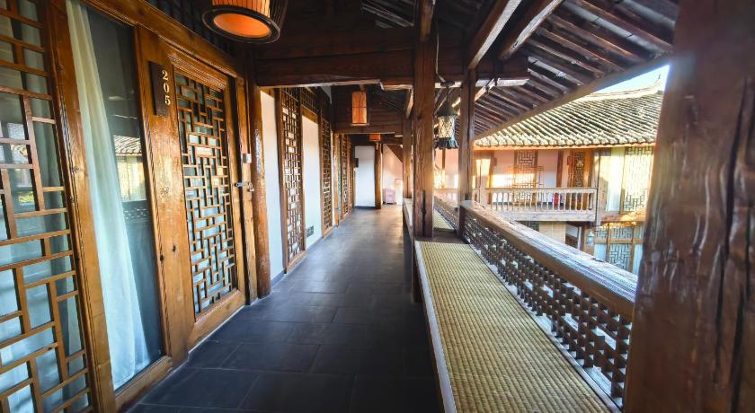 리장 / 여강 迩安Hs雪山观景禅意设计庭院-丽江古城店 게스트하우스 수영장