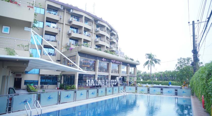 Hotel Kollol by J&Z Group