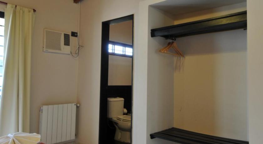Image of Triple Room 8