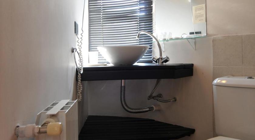 Image of Junior Suite with Lake View 14