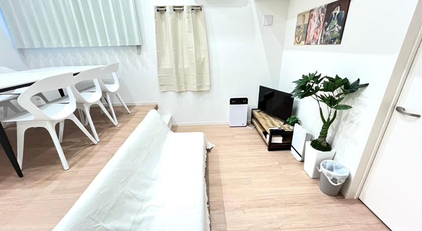 Fukuoka Guest House Terukuni INN 3-Star Accommodation view