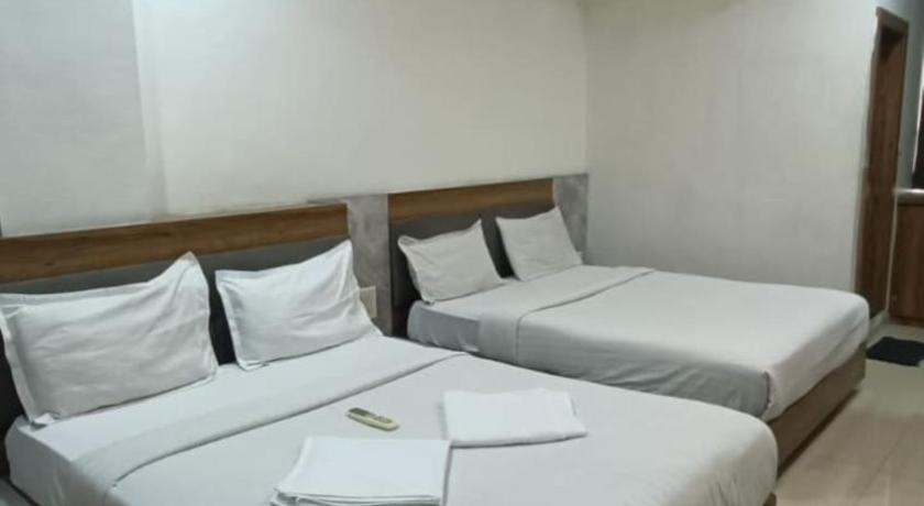 HOTEL BHAVYA - image 13