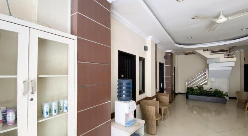 Lily Guest House Syariah RedPartner - image 9