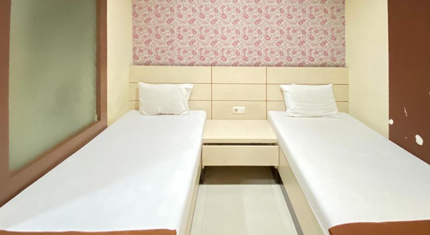 Lily Guest House Syariah RedPartner - image 30