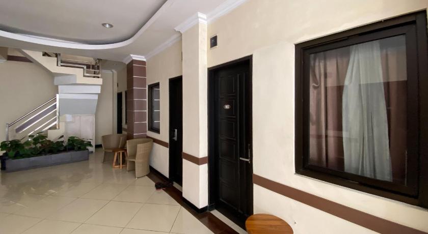 Lily Guest House Syariah RedPartner - image 18