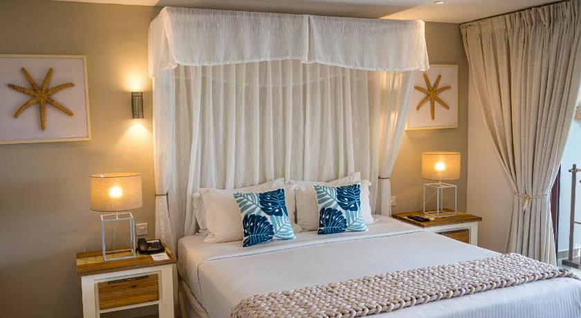 Image of Deluxe Room 11