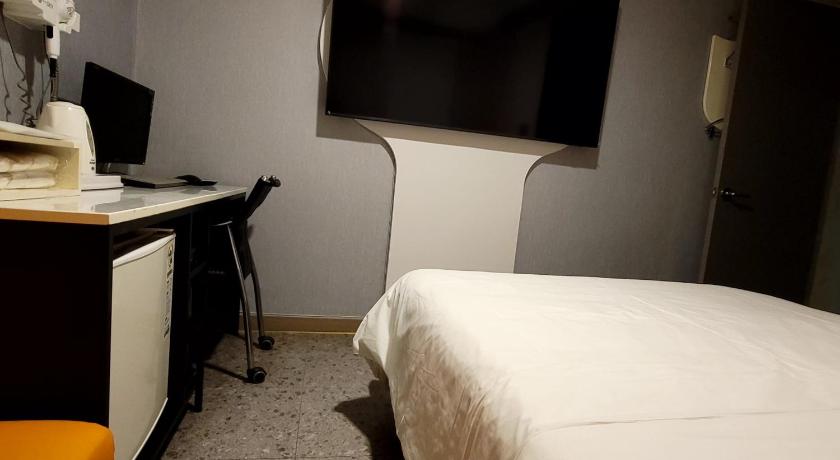 首尔 스카이모텔 住宿 餐厅