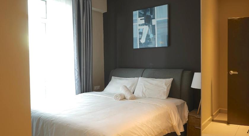 Image of 2 Bedroom Suite 10