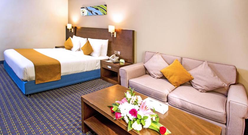 Image of 1 King Bed, NonSmoking, Standard Room 10