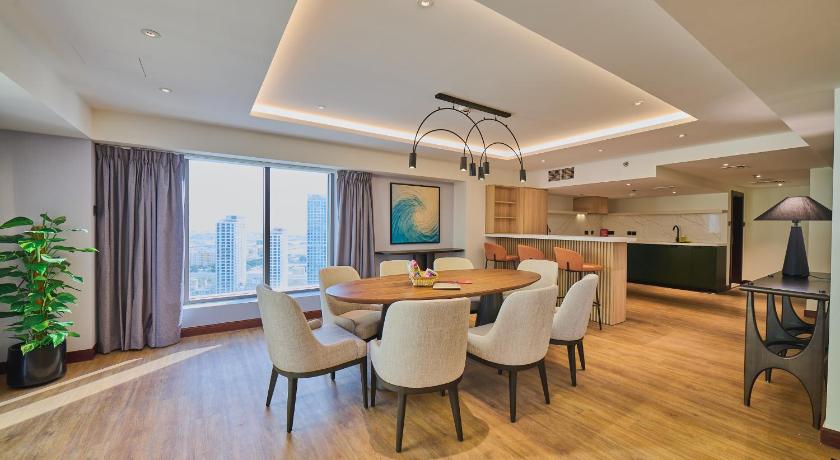 Ramada Hotel & Suites By Wyndham Dubai JBR - image 2