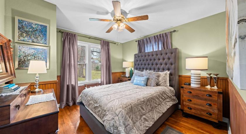 弗雷德里克斯堡 Primrose Cottage - Fire Pit & Close to Downtown 4星级 住宿 景观