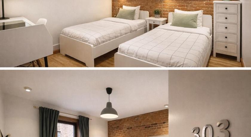 Image of Twin Room with Shared Bathroom 0