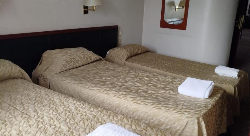 トゥクマン Hotel Presidente 4つ星 ホテル 外観