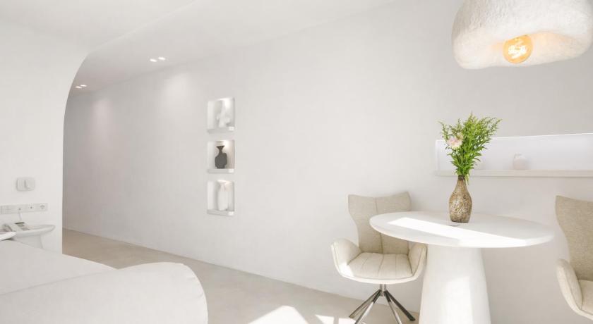 Image of Junior Suite with Sea View 17