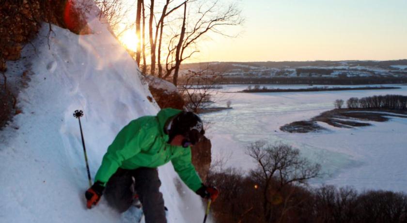 Chestnut Mountain Resort