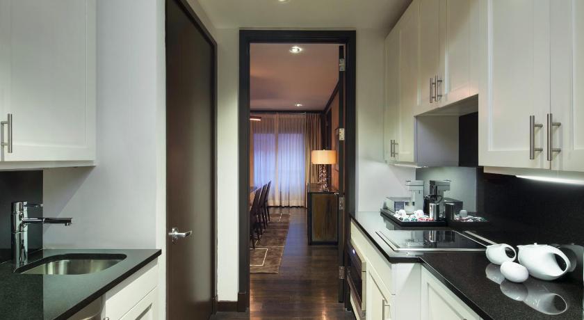 Image of One Bedroom Director Penthouse Suite 1