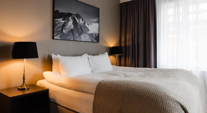 Image of Deluxe Two-Bedroom Suite 4