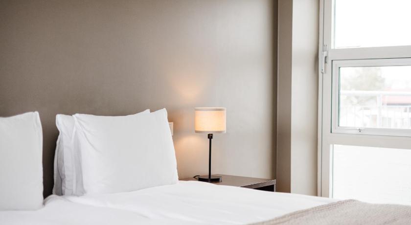 Image of Junior Suite with Balcony 10