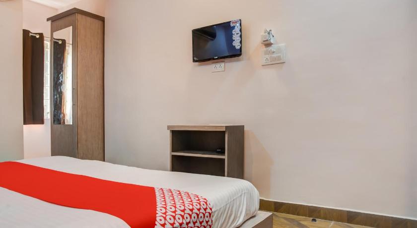 Bhopal OYO 75647 Hotel A Square 3-Star Hotel exterior