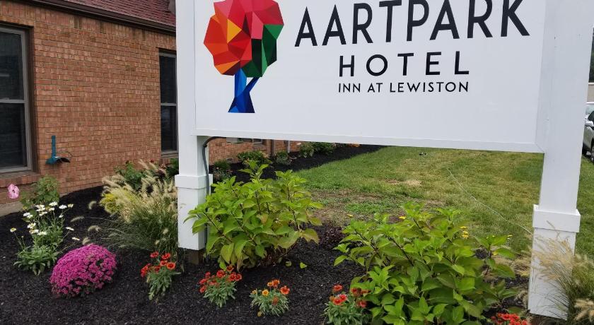 AArtpark Hotel Inn at Lewsiton