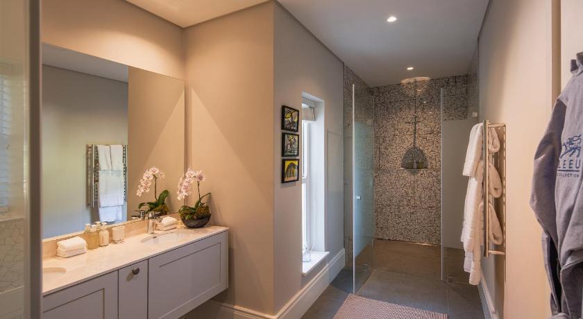 Image of Executive Suite with Terrace 14