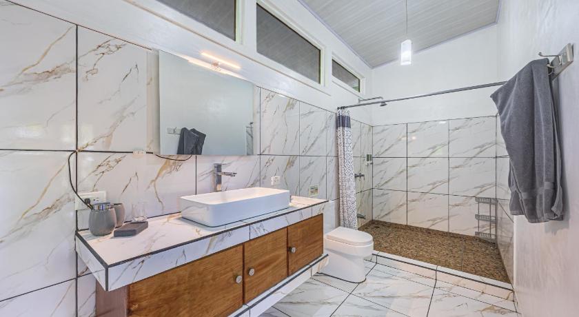Image of Superior Quadruple Room 2