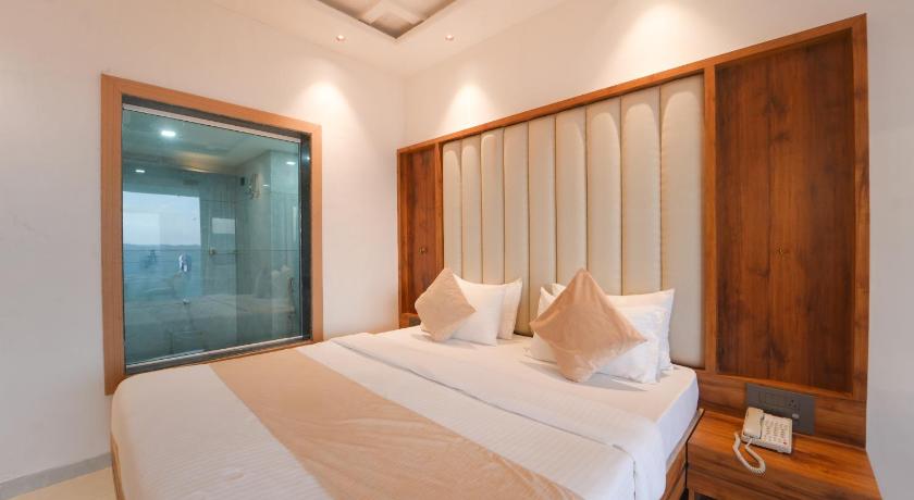 Strawberry King Resort - image 40