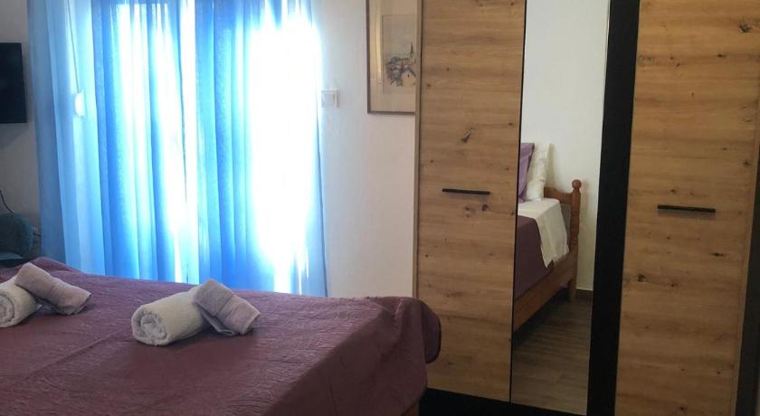 Image of Double Room with Terrace 9