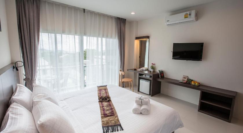 Image of Standard Sea View 3