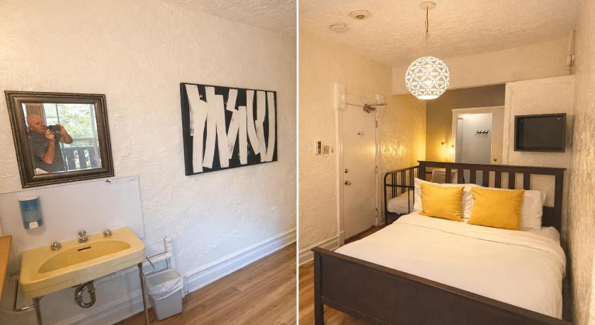 Image of Triple Room with Private Bathroom 3