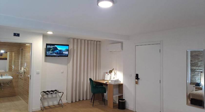 塞尔唐 Vista Castelo 3星级 酒店 套房