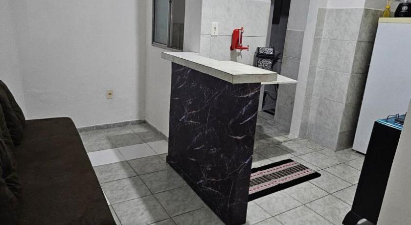 Casa com 1 Quarto e Garage - Alto da Cruz, Camaçari
