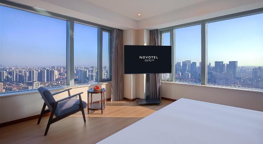 Image of Grand River View King Room 1
