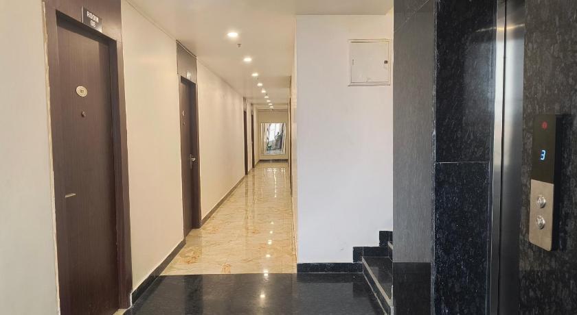 Skyer Inn Hotel - image 5